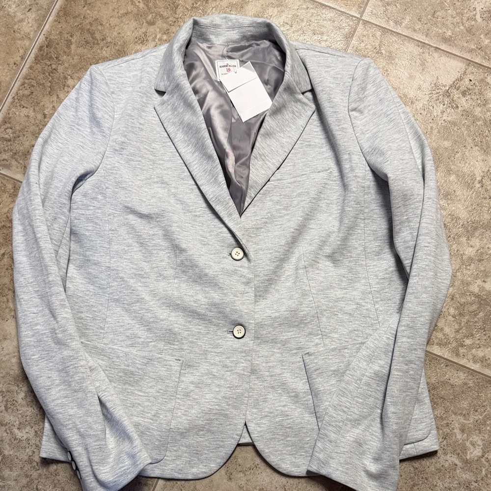 NWT. Light Gray Women's Blazer Jacket - Casual Tailored Coat